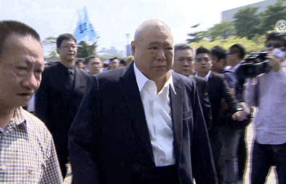   台湾最大の暴力団「竹聯幇のボス」の黃少岑氏 [写真　寰宇新聞網 キャプチャー]