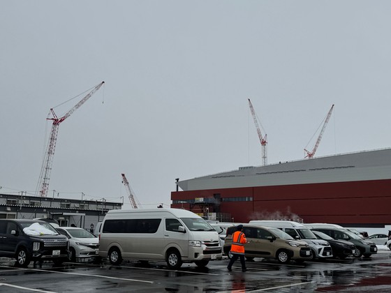 ４月のパイロットライン稼動に向け装備が搬入されているラピダスの半導体工場。キム・ヒョンイェ特派員