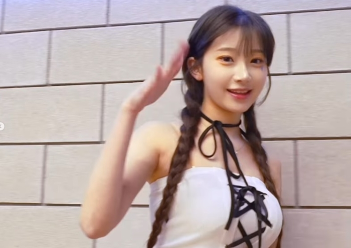 台湾に進出した「ピッキピッキダンス」のイ・ジュウンが盛大な入団式を行った。［写真　イ・ジュウンのインスタグラム］