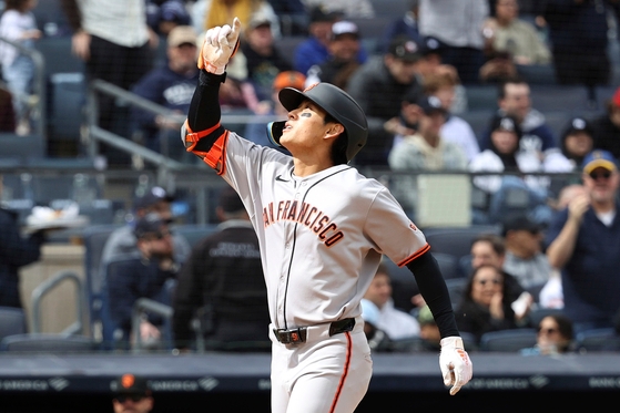 １４日（日本時間）のヤンキース戦で２打席連続本塁打を打った李政厚（イ・ジョンフ）　［ＡＰ＝聯合ニュース］