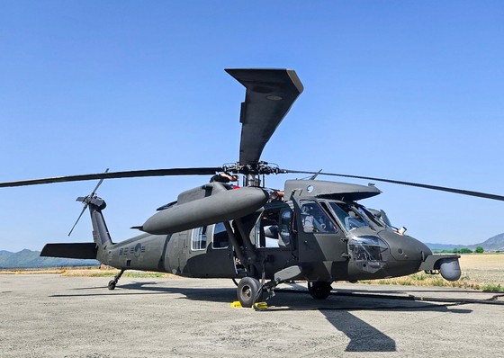 大韓航空が韓国軍の主要戦力ＵＨ－６０ヘリコプターの性能改良を進める優先交渉対象者に選定されたと２３日、明らかにした。写真はＵＨ－６０ヘリコプター。　［写真　大韓航空］