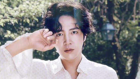 ​俳優チャン・グンソク。［チャン・グンソクのインスタグラム　キャプチャー］