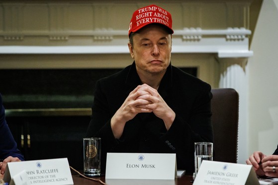 米国政府効率化省（ＤＯＧＥ）を率いるイーロン・マスク氏。［写真　ＥＰＡ＝聯合ニュース］