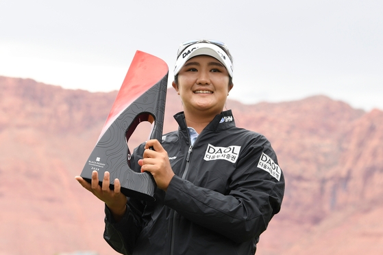 ＬＰＧＡツアーシーズン初勝利を果たしたユ・ヘランは女子ゴルフ世界ランキング５位に浮上した。　［ＡＰ＝聯合ニュース］