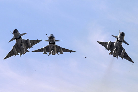 パキスタン空軍の中国製戦闘機Ｊ１０。［写真　ＡＦＰ＝聯合ニュース］