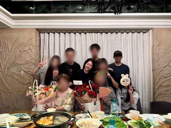 故徐熙媛さんの母親が公開した写真の中の痩せたク・ジュンヨプ。［写真　徐熙媛さんの母親のＳＮＳ］  ​