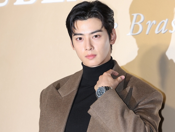歌手で俳優のチャ・ウヌ。［写真　ニュース１］