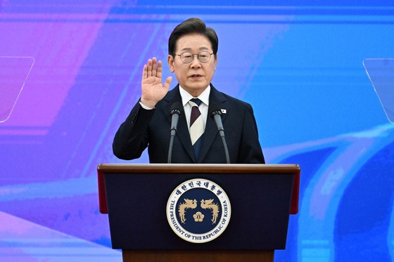 李在明大統領が４日に国会で第２１代大統領就任宣誓をしている。［写真　ニュース１］