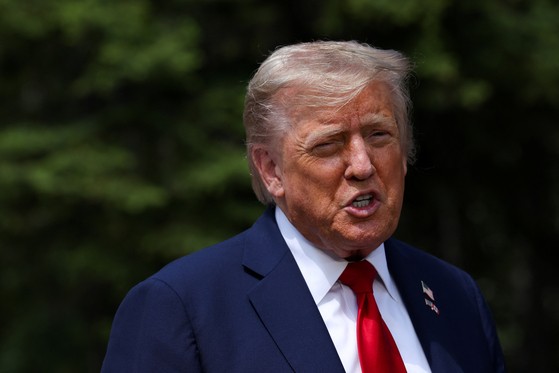 １６日（現地時間）、主要７カ国首脳会議（Ｇ７サミット）に出席した米国のドナルド・トランプ大統領。［写真　ロイター＝聯合ニュース］