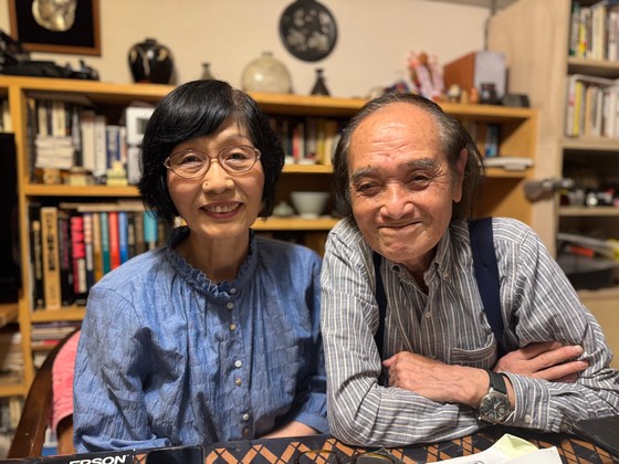 日本を代表するドキュメンタリー写真家の桑原史成さんが韓国と結んだもう一つの縁は妻チェ・ファジャ（日本名桑原和子）さんだ。桑原さんは「日本と韓国は兄弟のように似ている部分が多い」とし「友人になってほしい。私たちもそうじゃないか」と言ってにっこりと笑った。キム・ヒョンイェ特派員