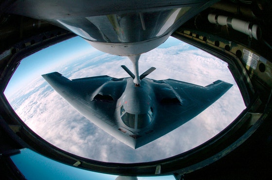 米国防総省が２００５年４月４日に公開したＢ－２爆撃機　［ＡＦＰ＝聯合ニュース］