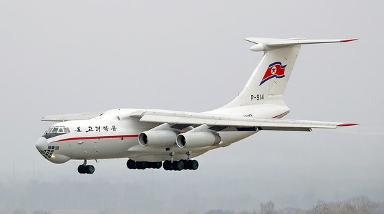 ２０１９年４月、ロシア・ウラジオストク空港に着陸する北朝鮮高麗航空の輸送機　［聯合ニュース］