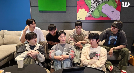 グループＢＴＳ（防弾少年団）「Ｗｅｖｅｒｓｅ（ウィバース）」のライブの様子。［写真　Ｂｉｇ　Ｈｉｔミュージック］