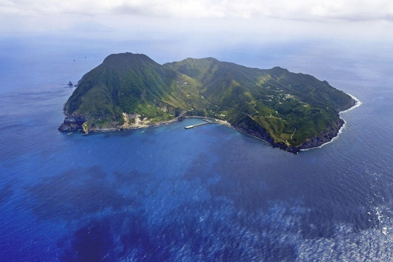 ２０２３年５月３日、鹿児島県十島村にあるトカラ列島の一部である悪石島。［写真　ロイター＝聯合ニュース］