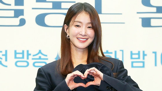 女優イ・シヨン。［写真　ニューシス］