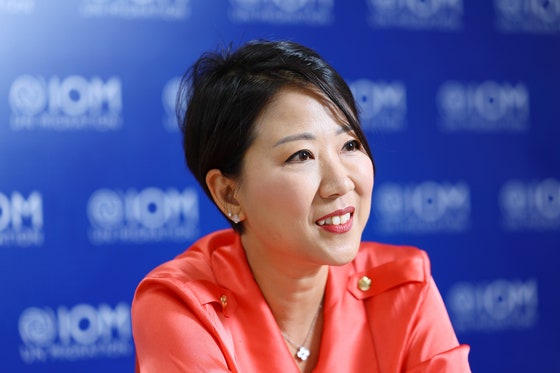 ７日、ソウル中区の国際移住機関（ＩＯＭ）韓国代表部事務室で中央日報のインタビューに応じたイ・ソンアＩＯＭ事務次長　キム・ヒョンドン記者