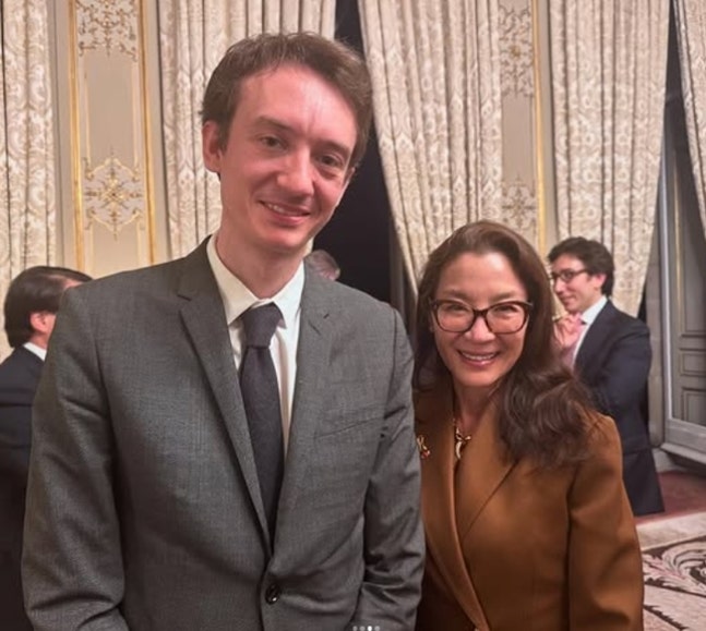 フレデリック・アルノー氏と女優ミシェル・ヨー。［写真　ミシェル・ヨーのＳＮＳ］