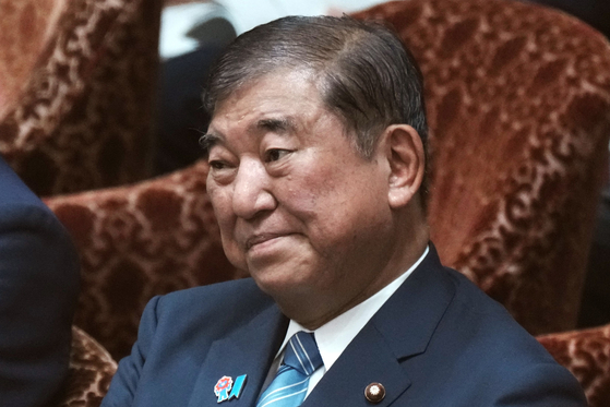 ４日、衆議院予算委員会に出席して議員の質問を受ける石破茂首相　［ＡＦＰ＝聯合ニュース］