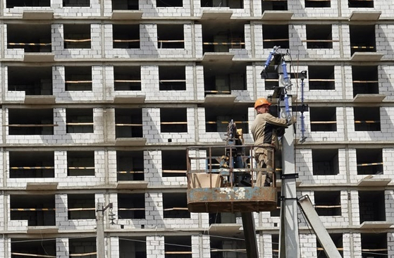 ロシア・モスクワの建設現場（記事とは関係ありません）。［写真　ＥＰＡ＝聯合ニュース］