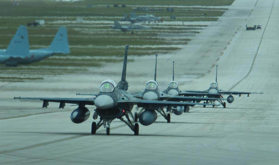 航空自衛隊Ｆ－２戦闘機　［日本航空自衛隊］