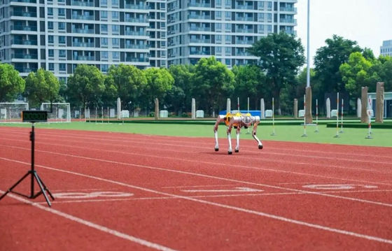   １００メートル世界最短記録保持者となった中国のロボット［写真　百度キャプチャー］