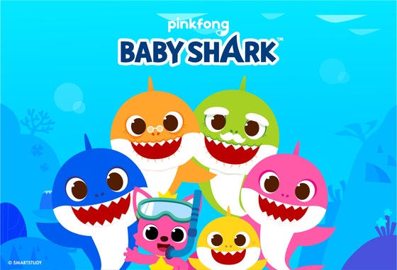 ベイビーシャーク赤ちゃんサメのキャラクター。［写真　ザ・ピンクフォンカンパニー］