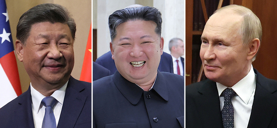 朝中ロ３国の首脳が、９月３日に北京で開かれる、いわゆる中国の「戦勝節」（抗日戦争および反ファシスト戦争勝利８０周年大会）行事で初めて一堂に会する。左から中国の習近平国家主席、北朝鮮の金正恩（キム・ジョンウン）国務委員長、ロシアのウラジーミル・プーチン大統領。［写真　ＥＰＡ・ロイター・朝鮮中央通信＝聯合ニュース］