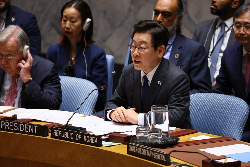 李在明（イ・ジェミョン）大統領が24日（現地時間）、米ニューヨーク国連本部で安全保障理事会公開討議を主宰した。 ［聯合ニュース］
