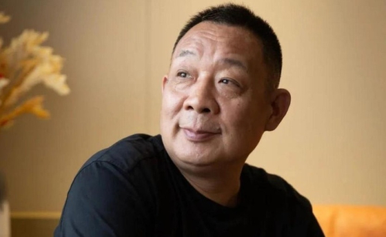 中国流通企業「胖東来」の創業者、于東来会長。［百度キャプチャー＝聯合ニュース］