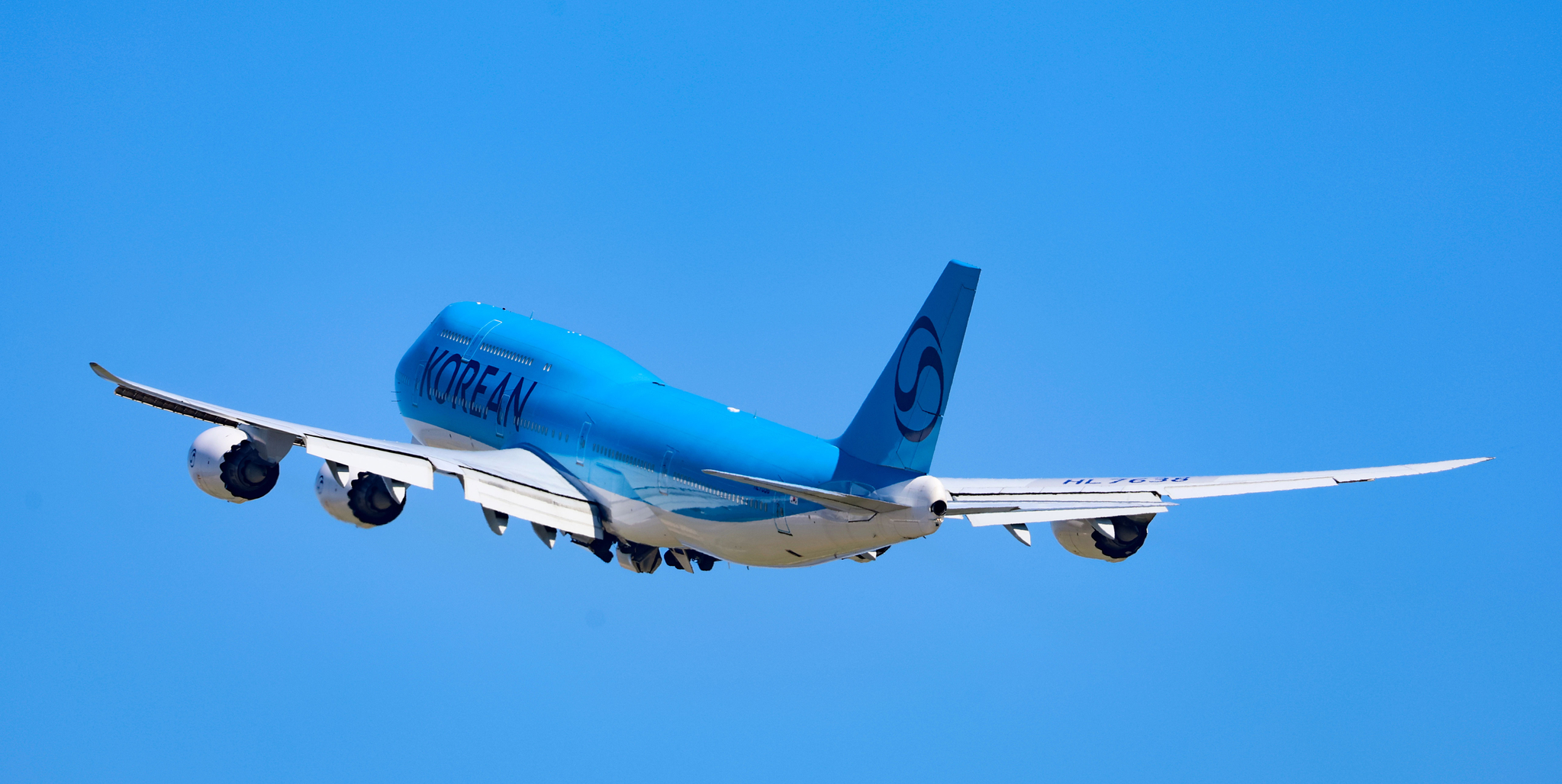 大韓航空の旅客機。　空港写真記者団