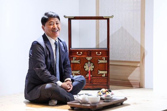 韓食振興院のイ・ギュミン理事長が10月1日午後、ソウル鍾路区(チョンノグ)の韓食振興院で中央日報のインタビューに応じている。キム・ギョンロク記者