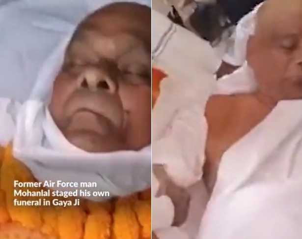   偽の葬式で死んだふりをしているインド人男性。［写真 SNS］