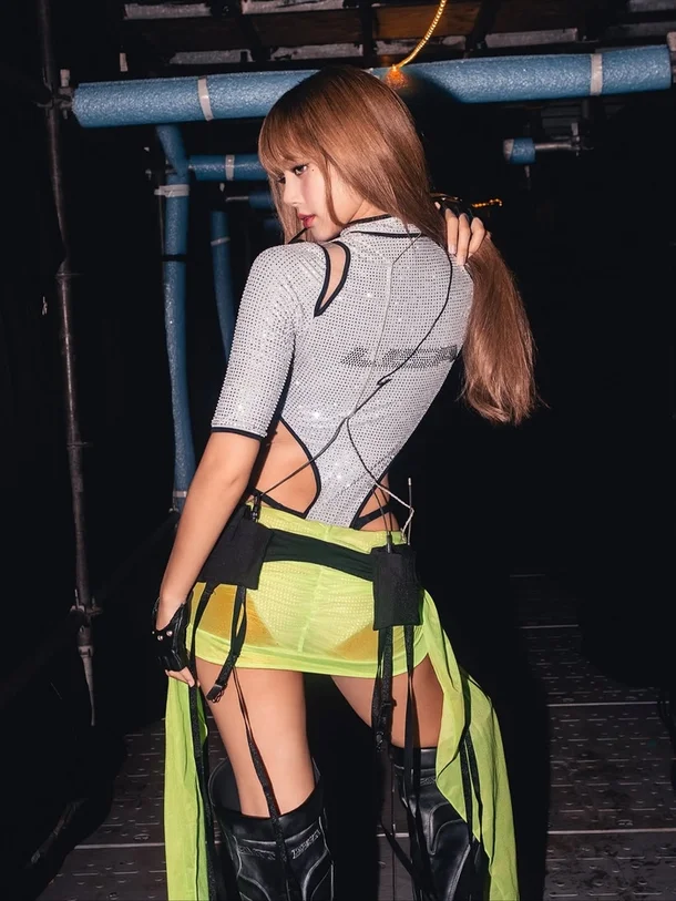 BLACKPINK（ブラックピンク）リサ。［写真 SNS］
