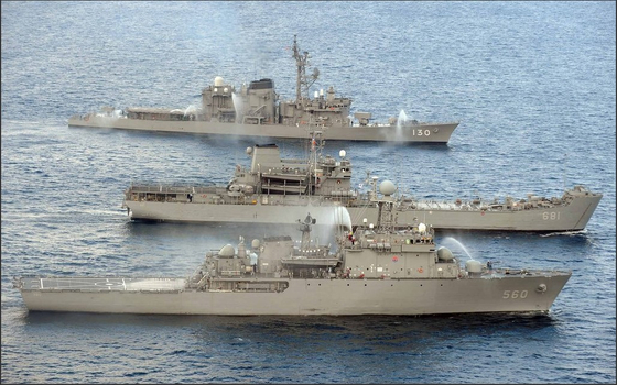 韓日連合捜索救助訓練 ［聯合ニュース］