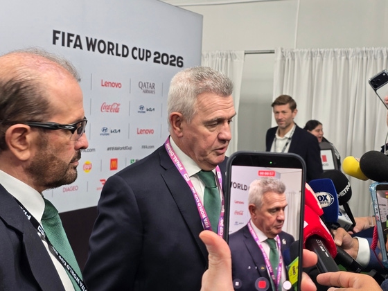 メキシコ代表のハビエル・アギーレ監督は組み合わせ抽選の後、「韓国はいつも難しいチーム」と語った。 ［ニュース1］