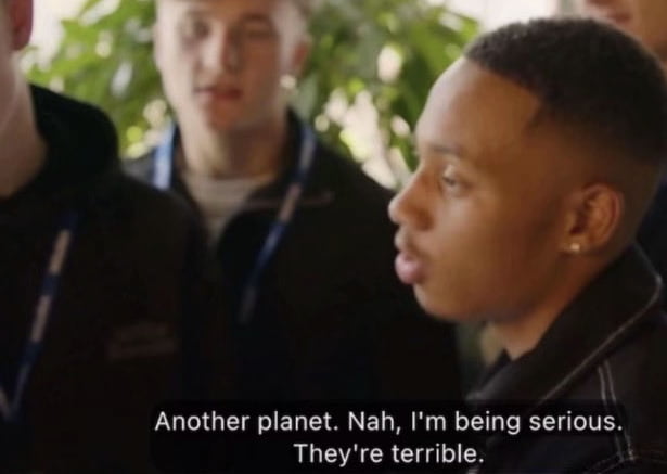   「BTSはくだらない」と語るDecember 10のメンバー。［写真 SNS］