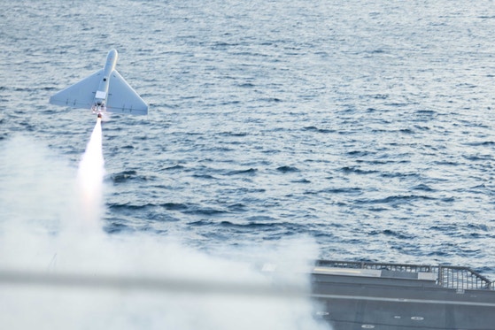 最近、米海軍が中東の米海軍艦艇から発射試験をしたLUCAS自爆ドローン ［米海軍］