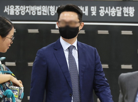 ユン・ヨンホ前統一教世界本部長が7月にソウル中央地裁で開かれた拘束前被疑者尋問（令状実質審査）に出席している。［写真 聯合ニュース］