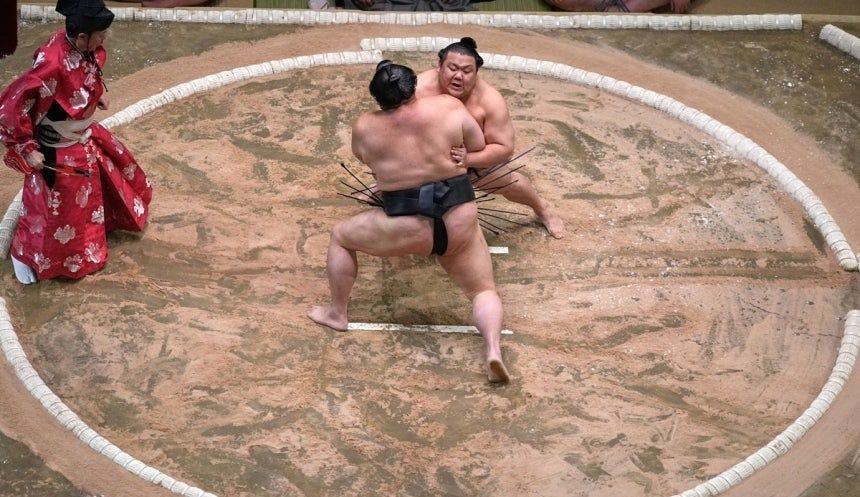 日本の国技・相撲。［AP＝聯合ニュース］