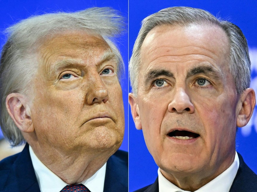 22日と20日にそれぞれダボスで撮影された米国のドナルド・トランプ大統領（左）と、カナダのマーク・カーニー首相の様子。トランプ大統領は、中国との関係改善に乗り出したカナダに向け、強い警告のメッセージを発信した。AFP＝聯合ニュース