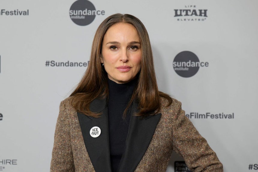 24日、サンダンス映画祭の公式上映に出席した女優ナタリー・ポートマン。［AFP＝聯合ニュース］