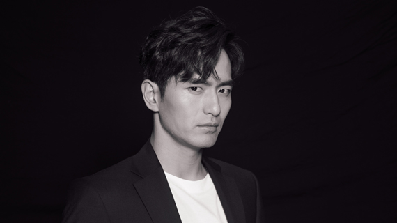 俳優イ・ジヌク