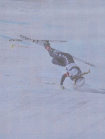   レース序盤に転倒したリンゼイ・ボンの姿［AP＝聯合ニュース］