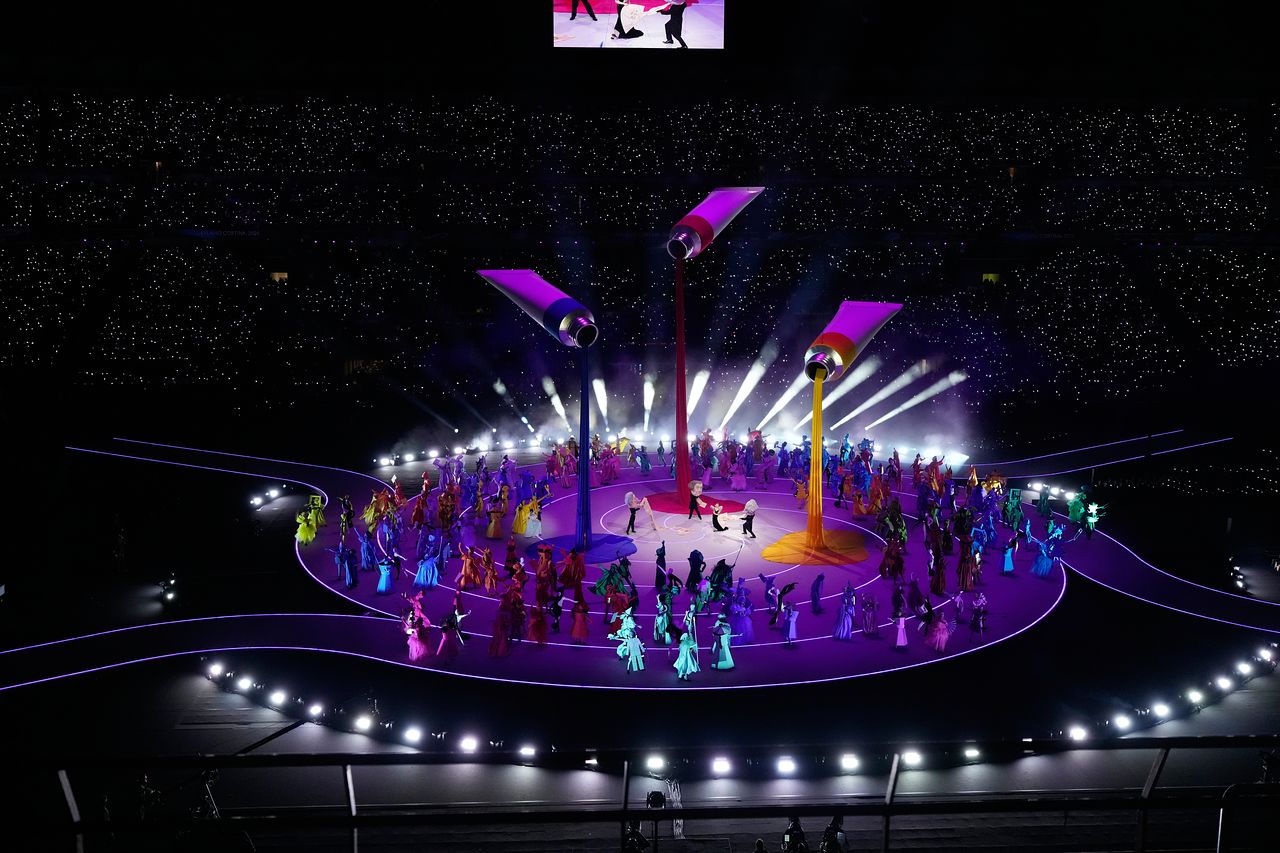 2026ミラノ・コルティナダンペッツォ大会は7日未明（日本時間）、イタリア・ミラノのサンシーロ・オリンピックスタジアムで華やかに開幕した。［AP＝聯合ニュース］