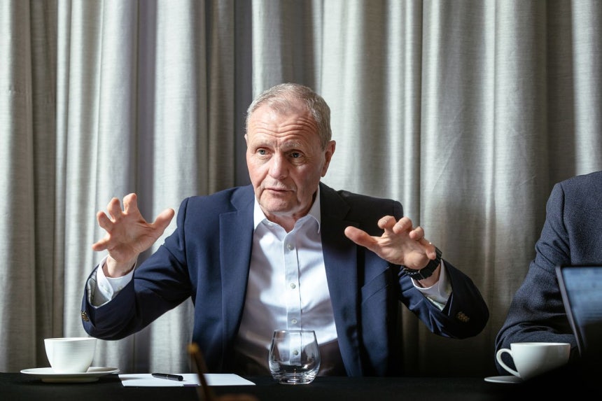 ウィリアムス教授は「生体指標変化で心停止発生前兆症状をあらかじめ見つければより多くの命を生かすことができる」と話した。［写真 ビュノ］