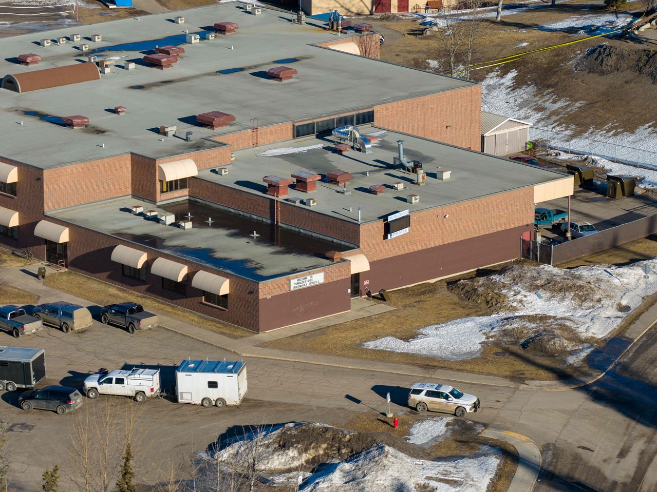   少なくとも9人が死亡する銃撃事件が発生したカナダの中・高等学校の建物［AFP＝聯合ニュース］