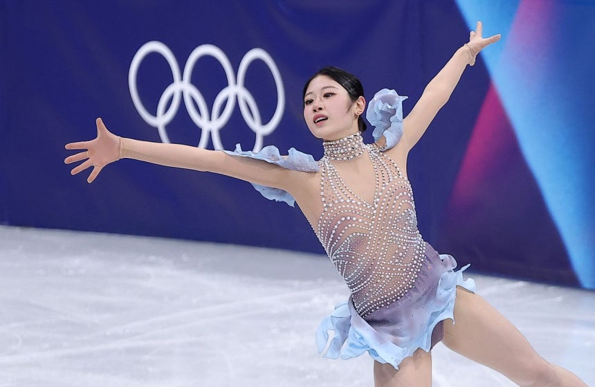 18日（日本時間）、イタリア・ミラノのアイススケートアリーナで行われた2026ミラノ・コルティナダンペッツォ冬季五輪フィギュアスケート女子シングル・ショートプログラムで演技するイ・ヘイン。［ニュース1］