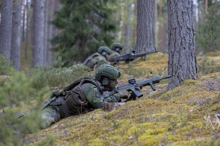 ヘッジホッグ2025で訓練中のエストニア陸軍将兵 ［エストニア国防省］