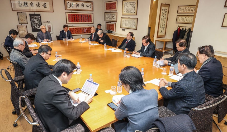 「韓半島平和づくり」は19日、日本の衆院選分析を主題に韓日ビジョンフォーラムを開いた。キム・ギョンロク記者