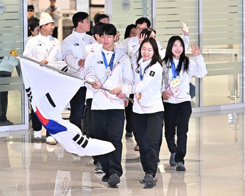 大韓民国選手団が24日、仁川（インチョン）国際空港に到着した。チャン・ジニョン記者